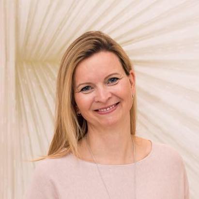 Dr. Martina Niklas - "Im Gegensatz zu anderen Unternehmen wird man bei LATIDO stets sehr freundlich betreut. Man hat nie das Gefühl, dass jemand angefressen ist, wenn man anruft wegen einer Frage. Die Zusammenarbeit mit dem Support Team ist sehr angenehm."